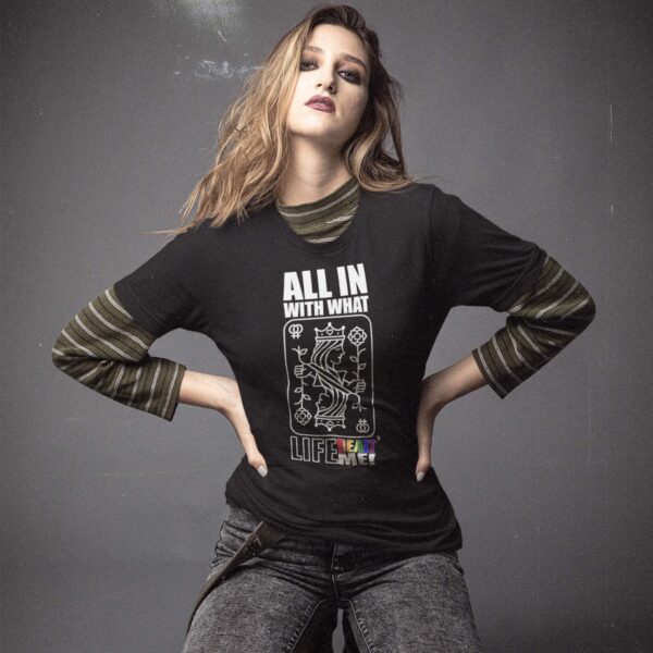 Queen Queen All In Unisex Poker Tee